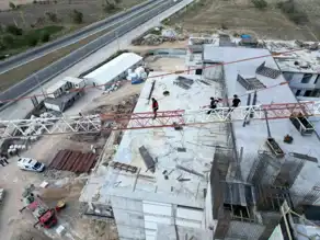 İşçiler Alacakları İçin İntihar Girişimi!