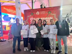 Meslek Lisesi Öğrencilerinden Gastronomi Şöleni