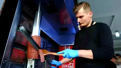 Motor Ustası Sucuk Dönerci Oldu!